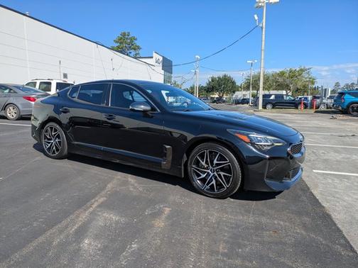 2022 Kia Stinger GT-Line