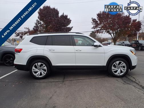 2023 Volkswagen Atlas 3.6L SE w/Technology