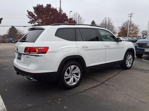 2023 Volkswagen Atlas 3.6L SE w/Technology