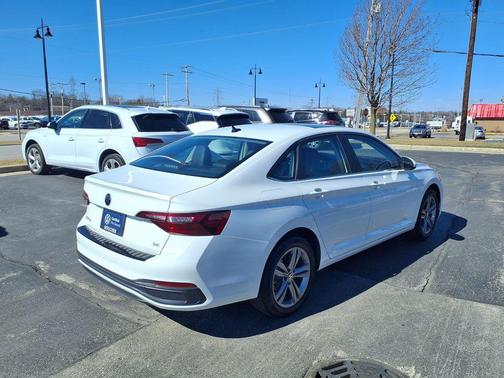 2024 Volkswagen Jetta 1.5T SE