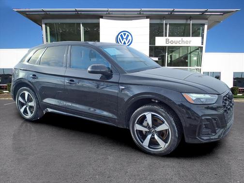 2022 Audi Q5 45 S line Premium Plus