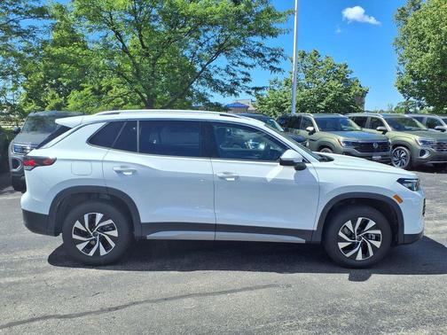 pure white 2026 Volkswagen Tiguan 2.0T S 4MOTION