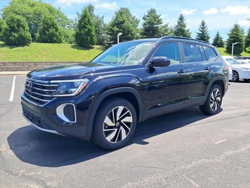 2025 Volkswagen Atlas 2.0T SE w/Technology 4MOTION