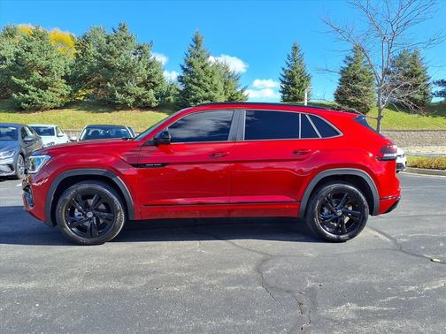 2025 Volkswagen Atlas Cross Sport 2.0T SEL