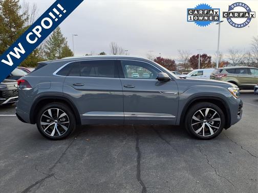 2024 Volkswagen Atlas Cross Sport 2.0T SEL Premium