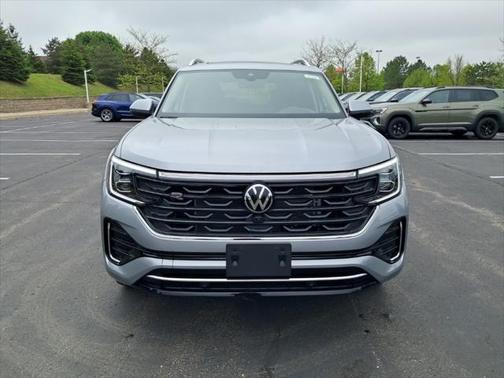 2025 Volkswagen Atlas 2.0T SEL Premium R-Line 4MOTION