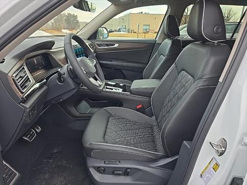 2025 Volkswagen Atlas 2.0T SEL Premium R-Line 4MOTION