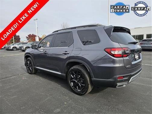 2025 Honda Pilot Touring 8-Passenger