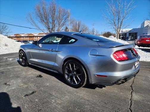 2020 Ford Mustang EcoBoost