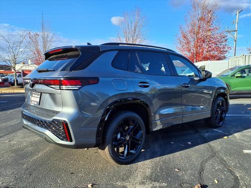 2026 Volkswagen Tiguan 2.0T SE R-Line Black 4MOTION