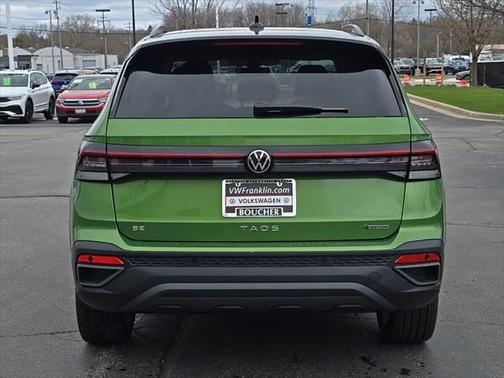 2025 Volkswagen Taos 1.5T SE Black