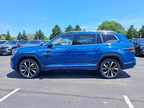 2025 Volkswagen Atlas 2.0T SEL Premium R-Line 4MOTION