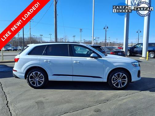 2025 Audi Q7 45 Premium