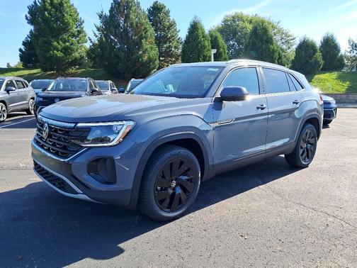 2026 Volkswagen Atlas Cross Sport 2.0T SE w/Technology 4MOTION
