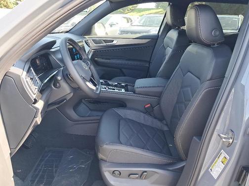 2026 Volkswagen Atlas Cross Sport 2.0T SE w/Technology 4MOTION