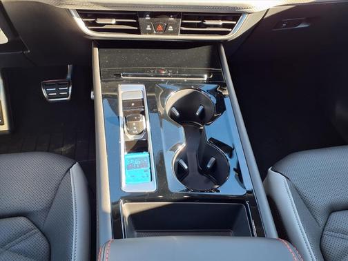 2026 Volkswagen Atlas Peak Edition