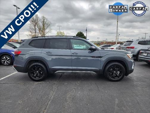 2024 Volkswagen Atlas 2.0T SE w/Technology 4MOTION