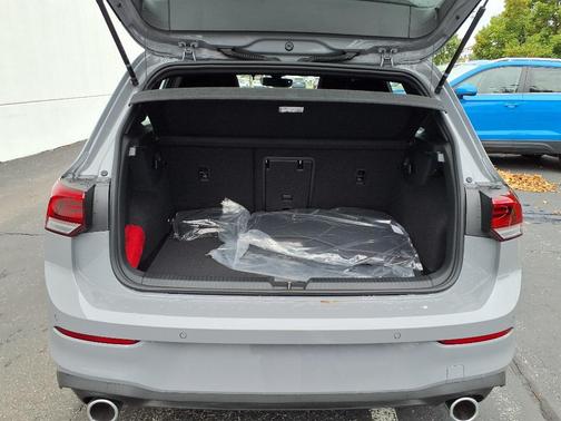 2025 Volkswagen Golf GTI 2.0T SE DSG