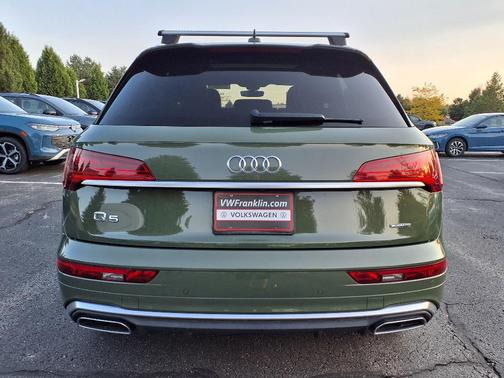 2022 Audi Q5 45 S line Premium Plus