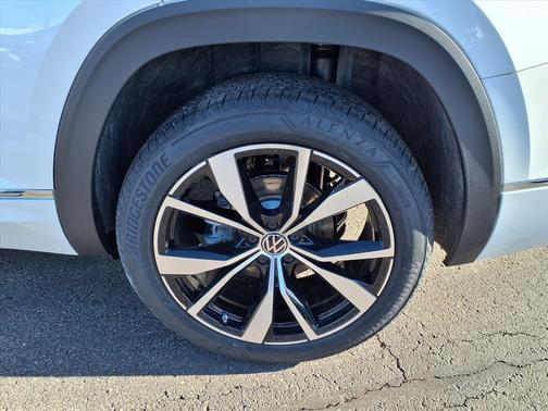 2026 Volkswagen Atlas 2.0T SEL Premium R-Line 4MOTION