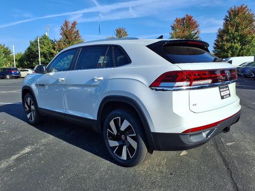 2026 Volkswagen Atlas Cross Sport 2.0T SE w/Technology 4MOTION