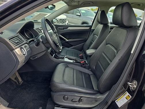 2019 Volkswagen Passat 2.0T Wolfsburg Edition