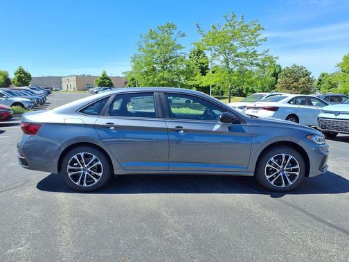 Platinum Gray 2026 Volkswagen Jetta 1.4T S