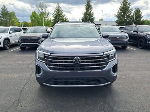 2025 Volkswagen Atlas 2.0T SE w/Technology 4MOTION