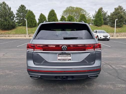 2025 Volkswagen Atlas 2.0T SE w/Technology 4MOTION