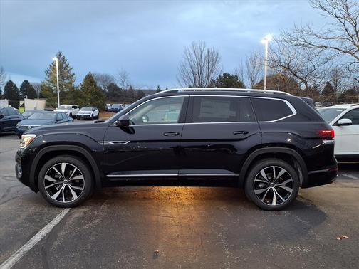 2026 Volkswagen Atlas 2.0T SEL Premium R-Line 4MOTION