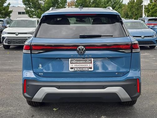 2025 Volkswagen Tiguan 2.0T SE 4MOTION