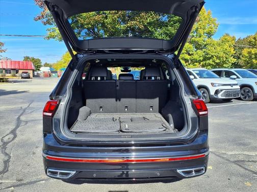 2022 Volkswagen Tiguan 2.0T SEL R-Line 4MOTION