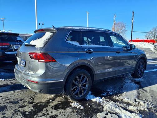 2024 Volkswagen Tiguan 2.0T SE