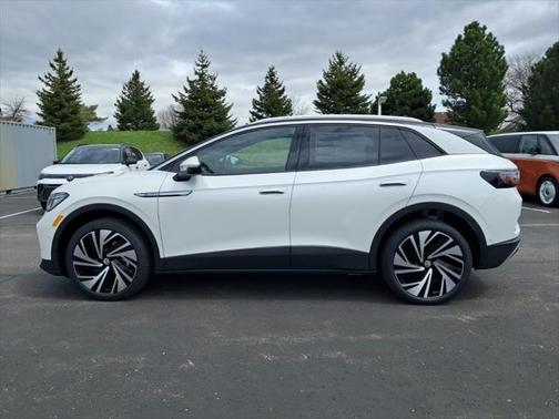 2025 Volkswagen ID.4 Pro S Plus