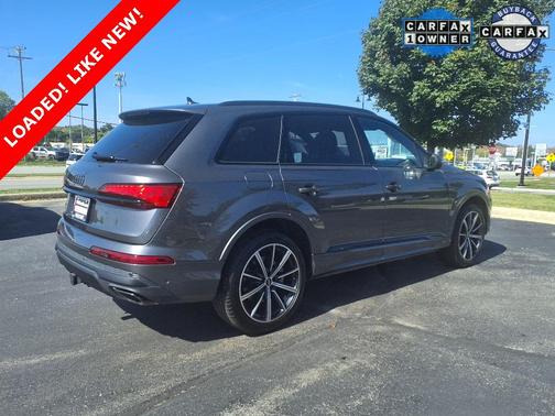 2025 Audi Q7 45 Premium Plus