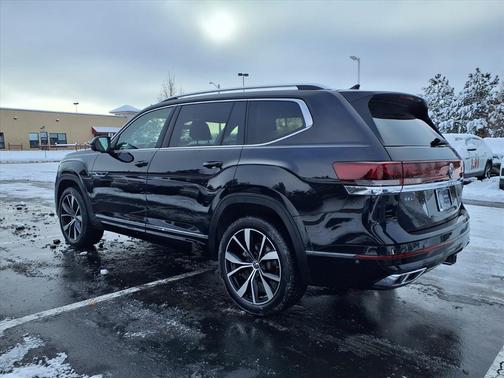 2025 Volkswagen Atlas 2.0T SEL Premium R-Line 4MOTION