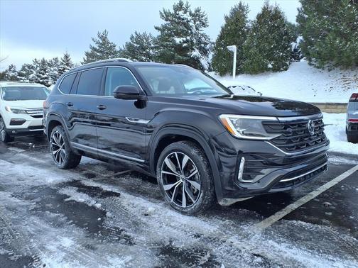 2025 Volkswagen Atlas 2.0T SEL Premium R-Line 4MOTION