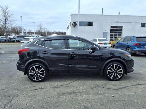 2017 Nissan Rogue Sport SL