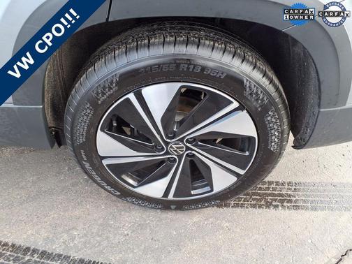 Pyrite Silver Metallic 2025 Volkswagen Taos 1.5T SE