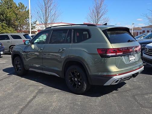 2025 Volkswagen Atlas 2.0T Peak Edition