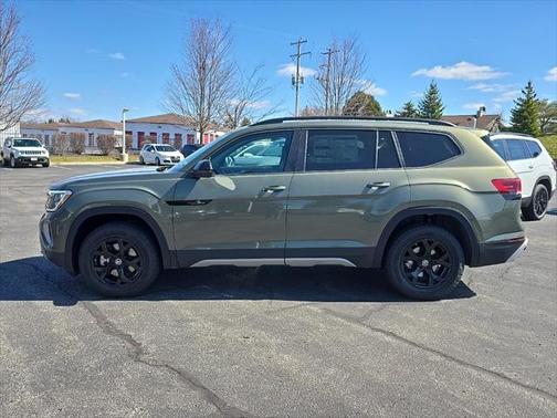 2025 Volkswagen Atlas 2.0T Peak Edition
