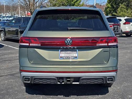 2025 Volkswagen Atlas 2.0T Peak Edition