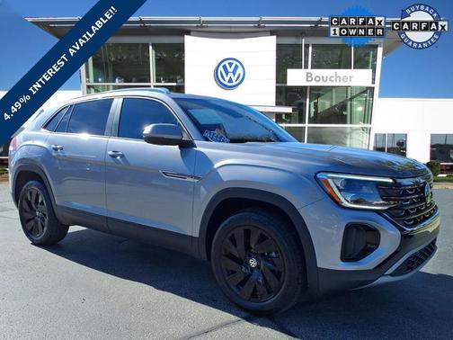 2025 Volkswagen Atlas Cross Sport 2.0T SE w/Technology 4MOTION