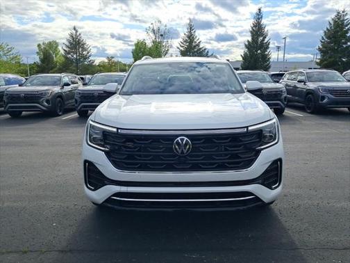 2025 Volkswagen Atlas 2.0T SEL Premium R-Line 4MOTION
