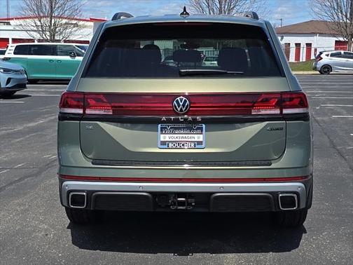 2025 Volkswagen Atlas 2.0T Peak Edition