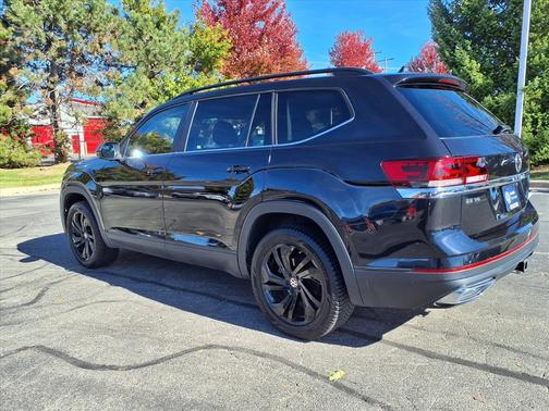 2023 Volkswagen Atlas 3.6L SE w/Technology