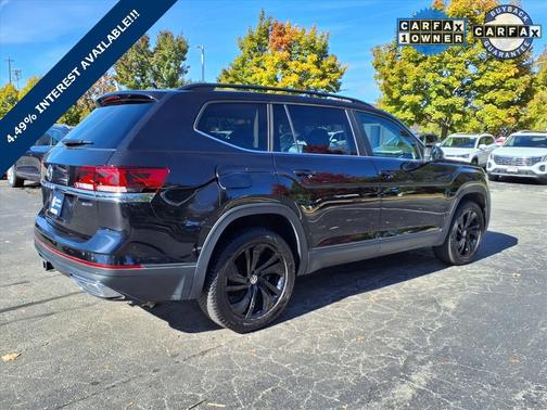2023 Volkswagen Atlas 3.6L SE w/Technology