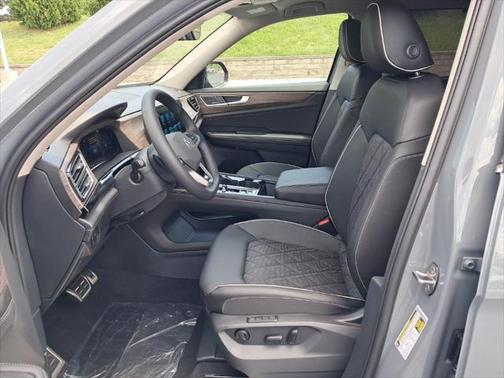 2025 Volkswagen Atlas 2.0T SEL Premium R-Line 4MOTION