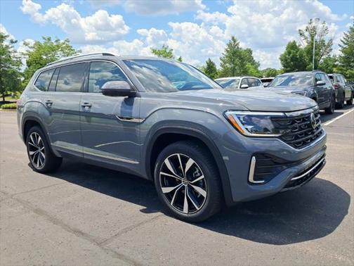 2025 Volkswagen Atlas 2.0T SEL Premium R-Line 4MOTION