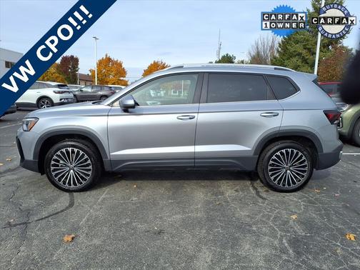 2025 Volkswagen Taos 1.5T SE